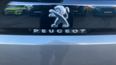 Peugeot 5008 1.2 PureTech Allure Premium+ 5dr Petrol Estate